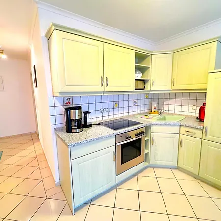 Biermann - Nur 100 Meter Zum Strand! Binz